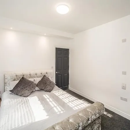 The Cosey Tucked-Away Cottage 2 Or 3 Bedroom Options Huddersfield Exterior photo