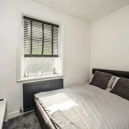 The Cosey Tucked-Away Cottage 2 Or 3 Bedroom Options Huddersfield Exterior photo