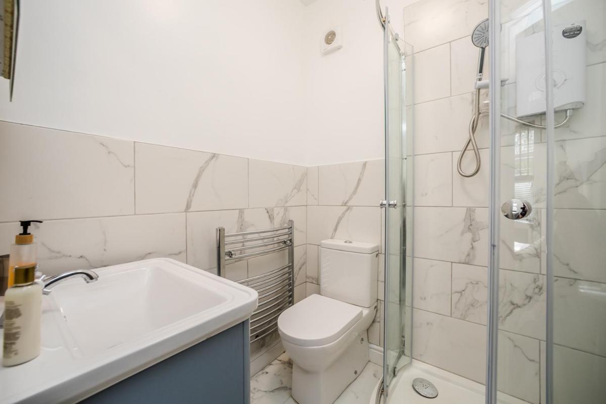 The Cosey Tucked-away 2 Or 3 Bedroom Options Holiday home *